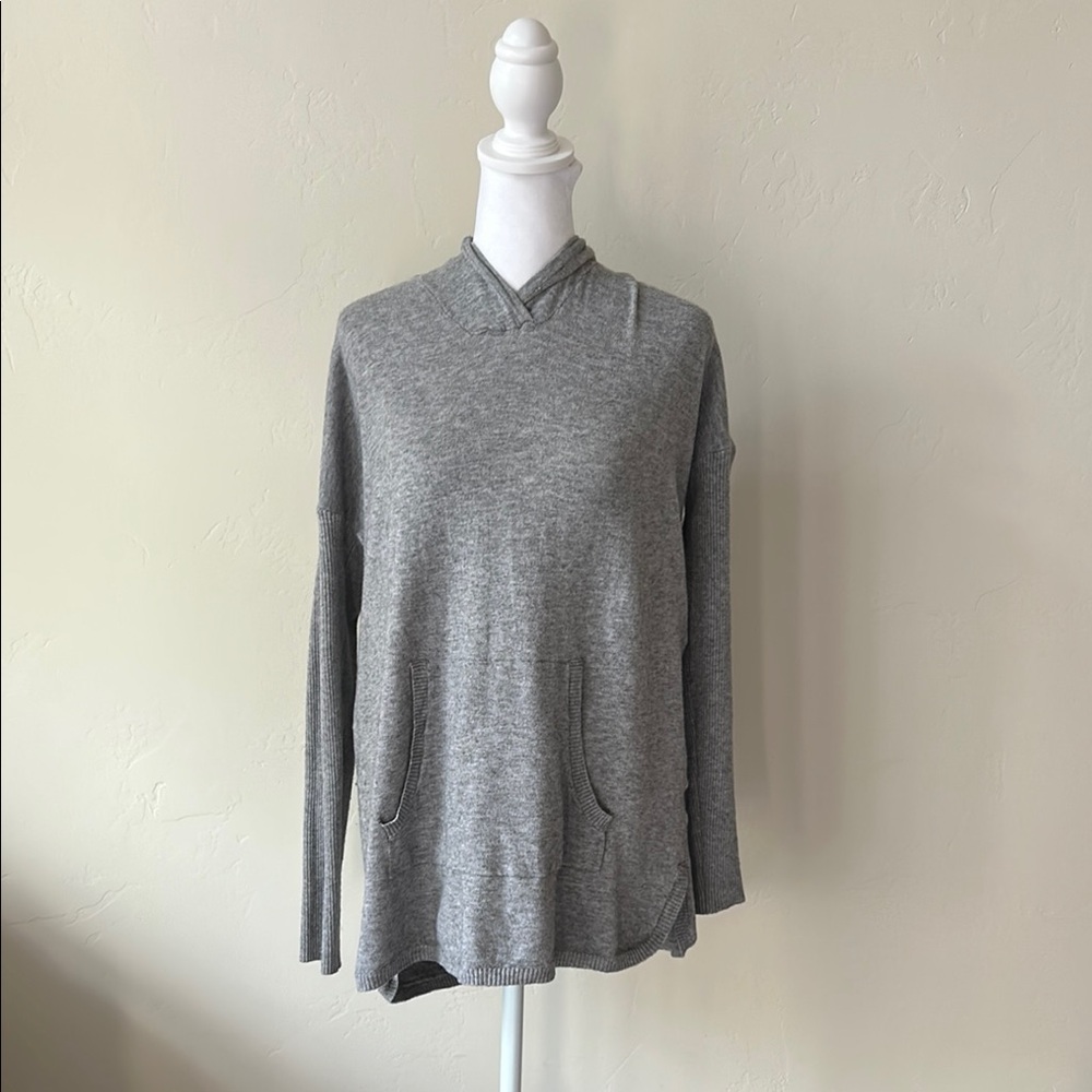 Cyrus Heather Gray Knit Pullover Hoodie Style Sweater